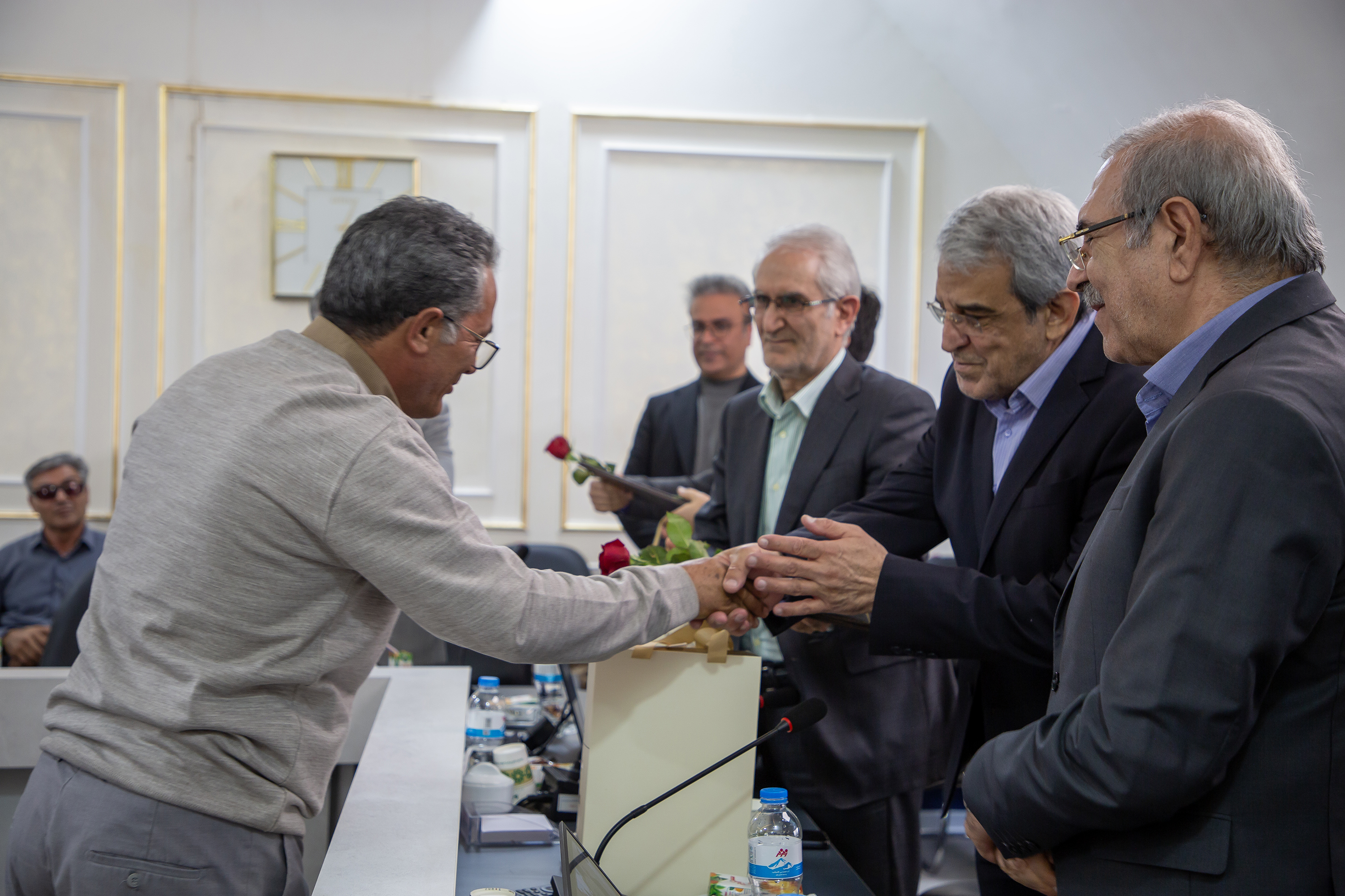  رونمایی از منشور اخلاقی در منطقه ویژه اقتصادی سیرجان / آغاز برنامه‌های توسعه‌ای و سرمایه‌گذاری