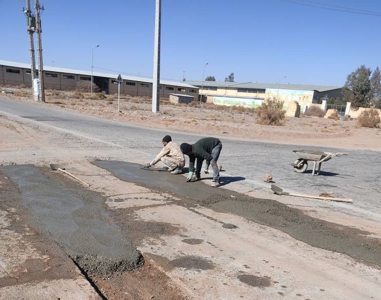 Coating coloring operation at the end of the road