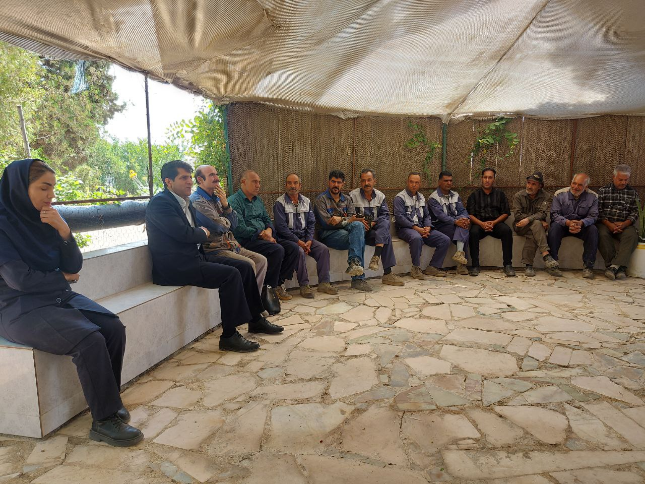 A special firefighting training workshop was held by regional experts for the staff and managers of 