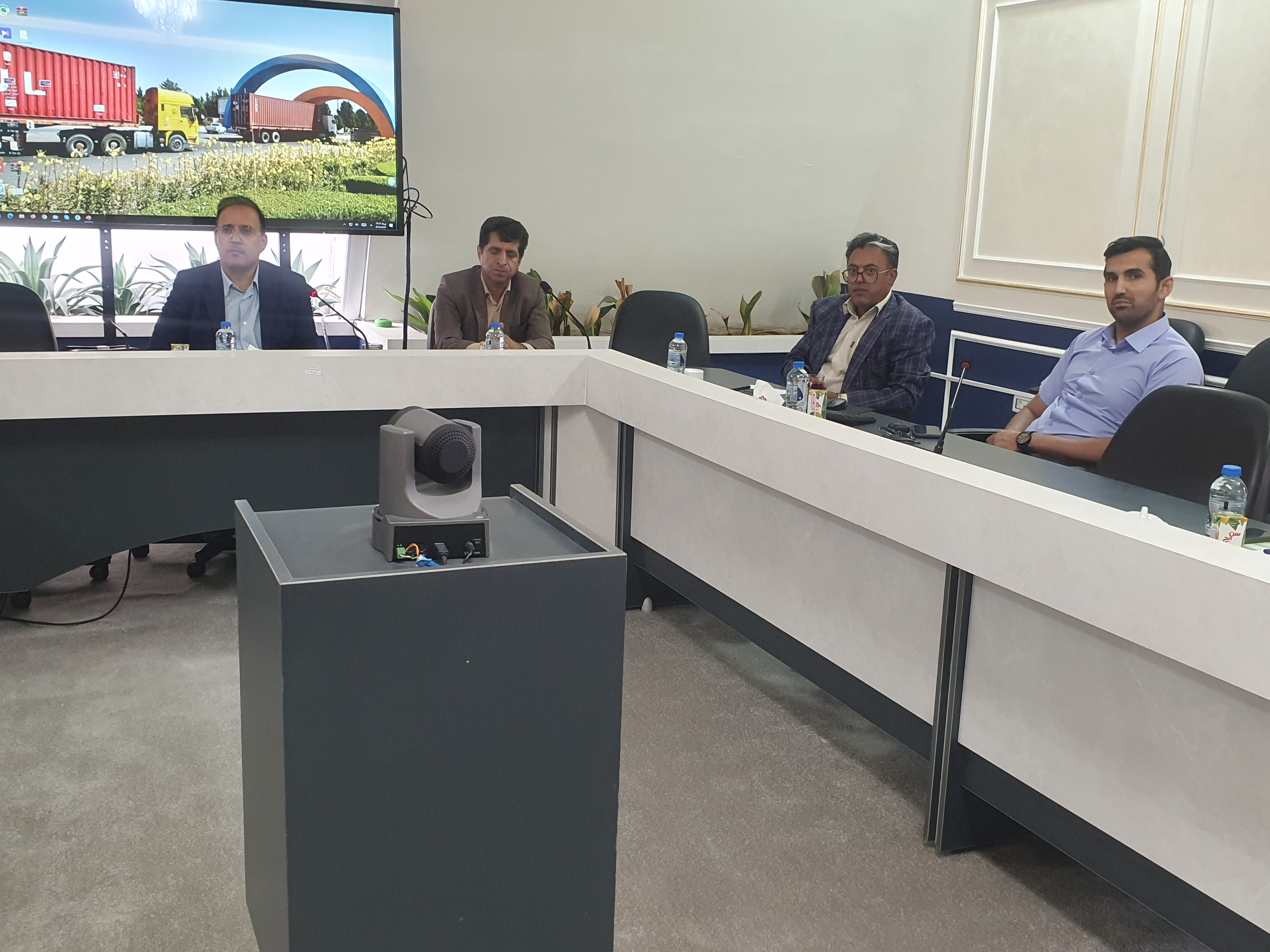 District directors meeting with provincial electricity officials regarding power outages